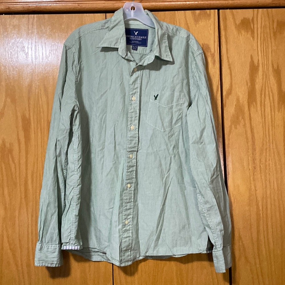 Men’s XL green striped American Eagle button up shirt